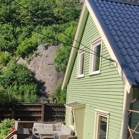 Hébergement de vacances Cozy House With A Garden, Child-friendly Kristiansand
