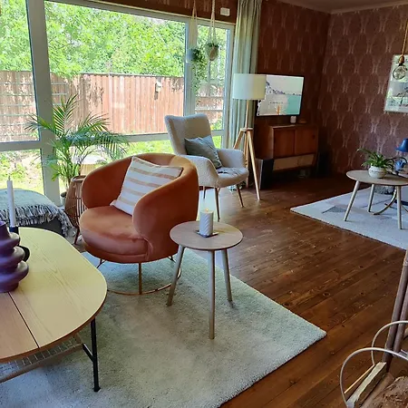 Cozy House With A Garden, Child-friendly Kristiansand