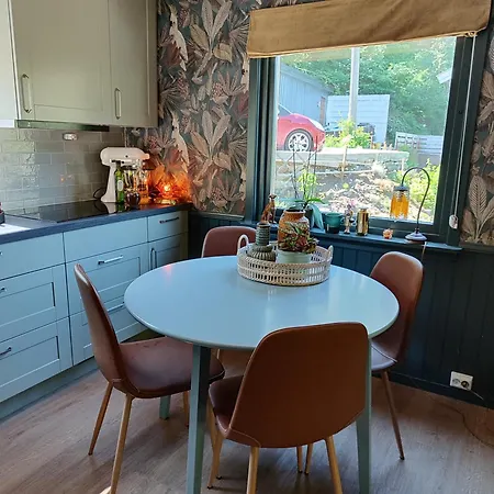 Cozy House With A Garden, Child-friendly بيت للعطل