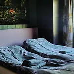 Casa vacanze Cozy House With A Garden, Child-friendly *